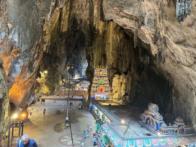 inside batu caves