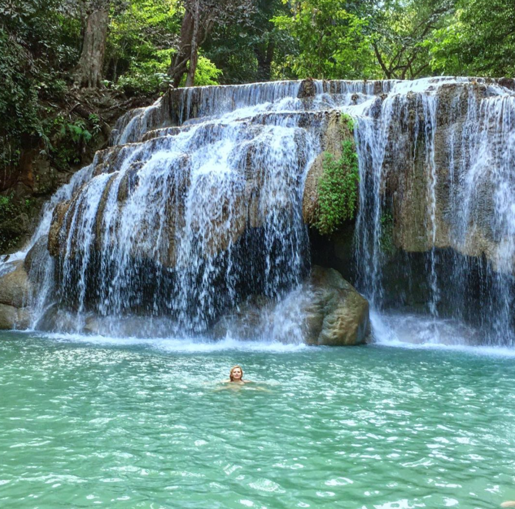 MYLIFESAMOVIE.COM - 15 Stunning Natural Pools Worth Traveling For - Erawan Falls